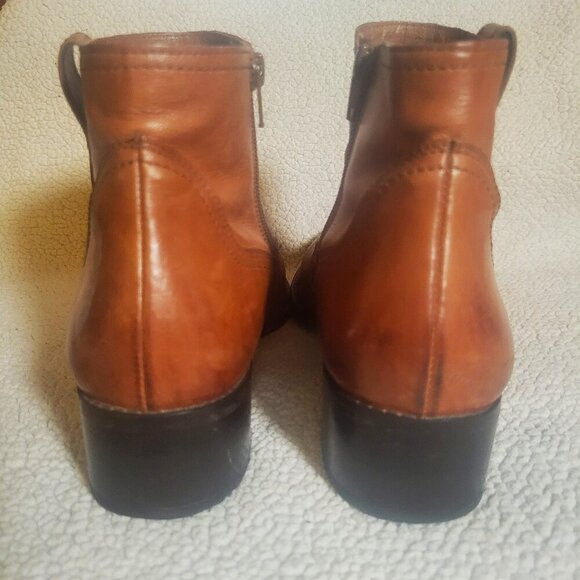 Paul Green Leather Niche Pointed Toe Leather Booties in Cognac Star - Size 7 - Picture 5 of 13